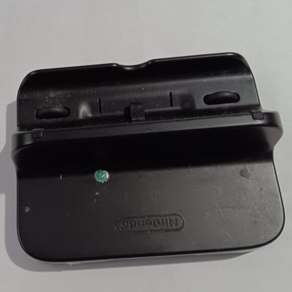 Nintendo Wii U Black Stand Gamepad Charger Dock Tested Model WUP-014 - Picture 1 of 2